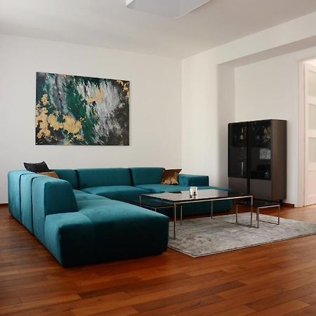 Premium Apartment Near Banska Bystrica Square With Two Big Bedrooms エクステリア 写真