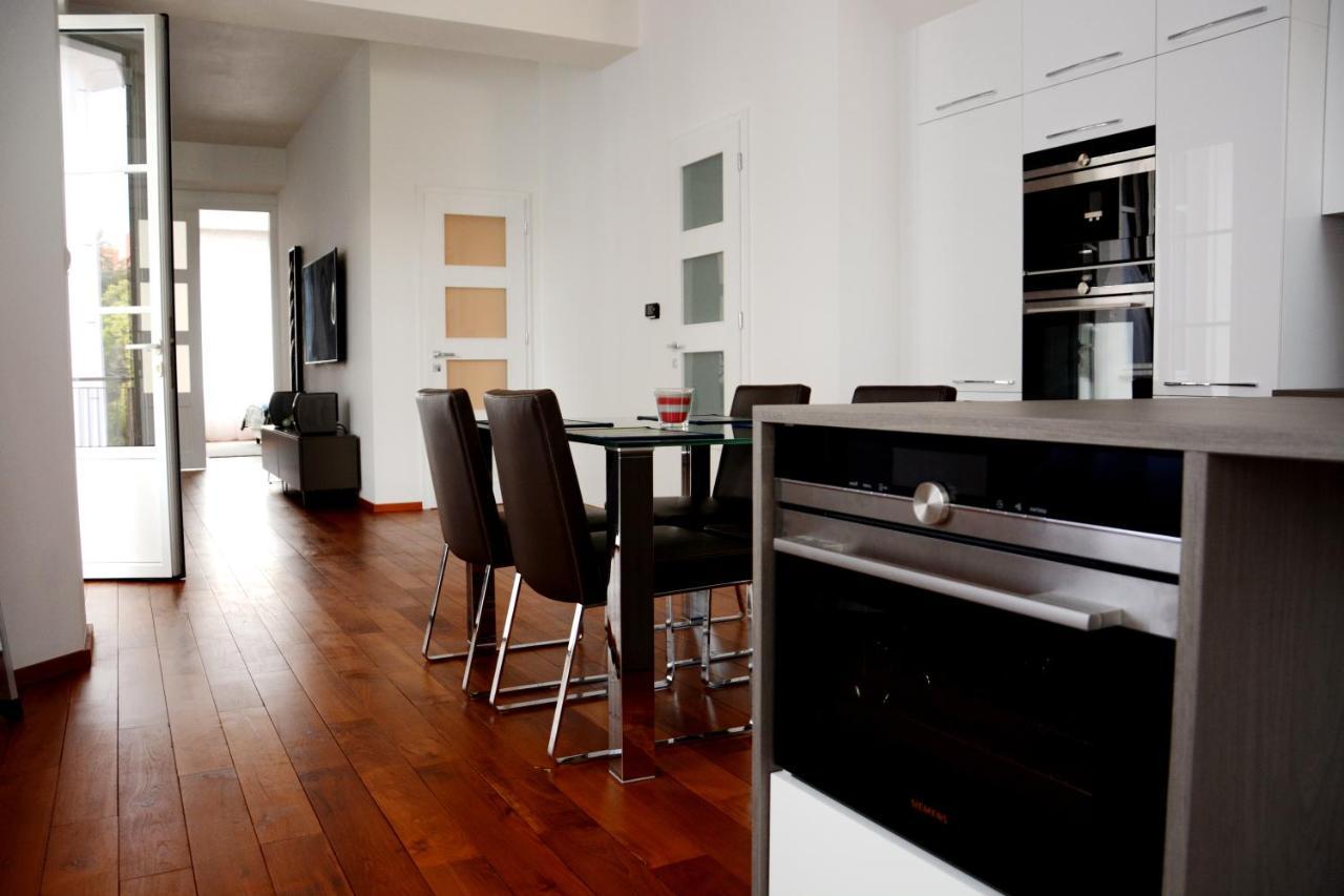 Premium Apartment Near Banska Bystrica Square With Two Big Bedrooms エクステリア 写真